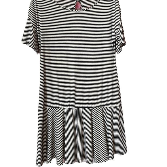 Vineyard Vines Flutter Dress - Picture 1 of 2